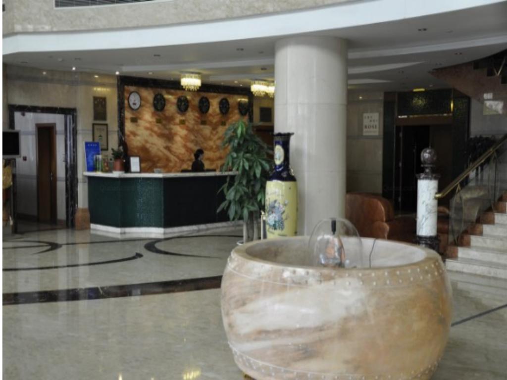 Beijing Spring Hotel Exterior photo