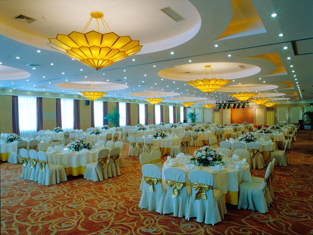 Beijing Spring Hotel Exterior photo